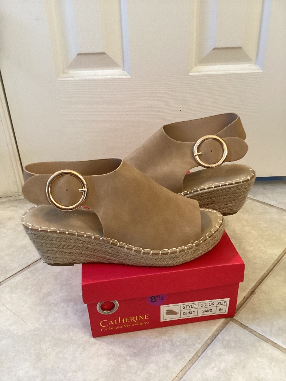 Catherine Malandrino Cirkly Wedges size 8.5